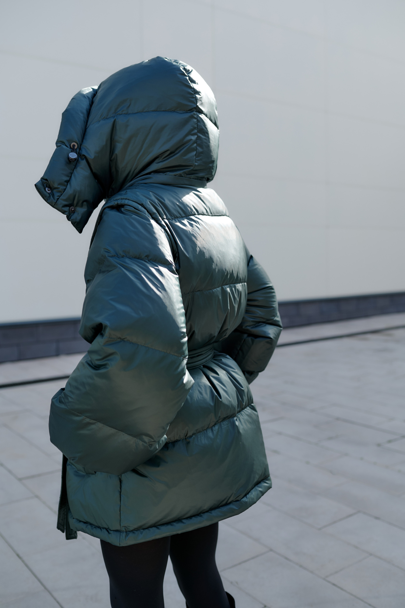 фото Пуховик-жилет Torriss с капюшоном 00-00002282 в Красноярске от магазина Style-Way
