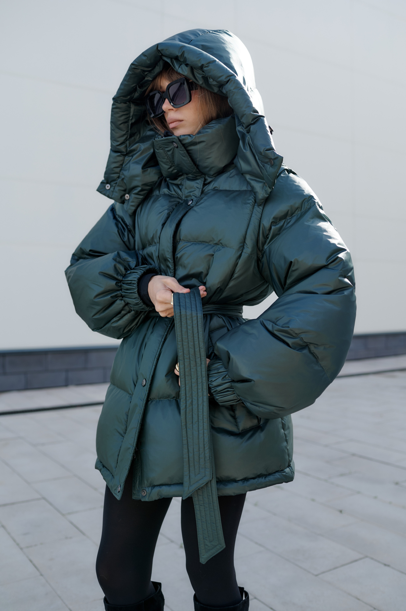 фото Пуховик-жилет Torriss с капюшоном 00-00002282 в Красноярске от магазина Style-Way