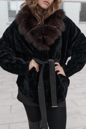 фото Полушубок из астрагана с мехом песца 00-00002400 в Красноярске от магазина Style-Way